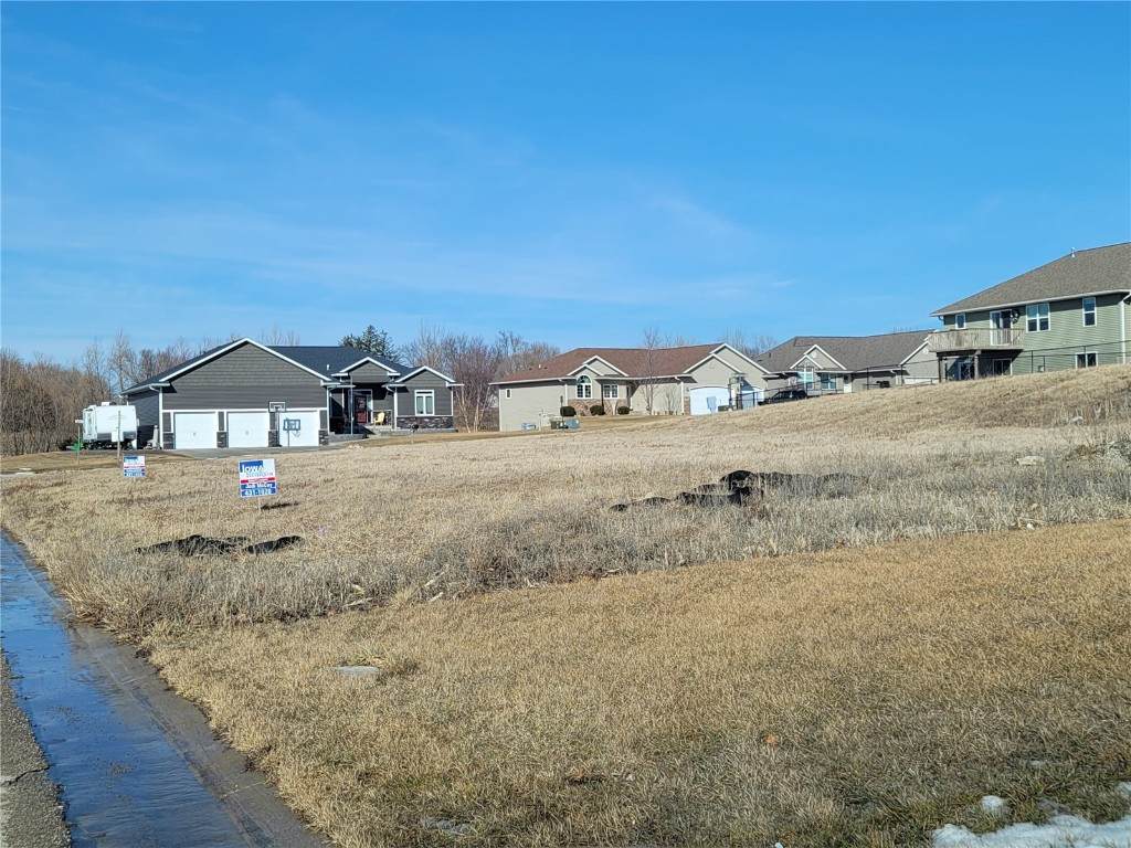 206 Endeavor Ave - Photo 1