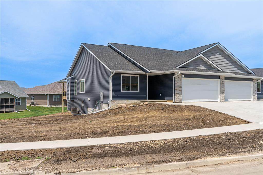 729 Heartland Court - Photo 1