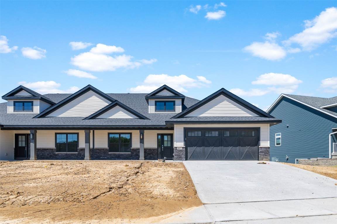 1005 Dubs Drive - Photo 1