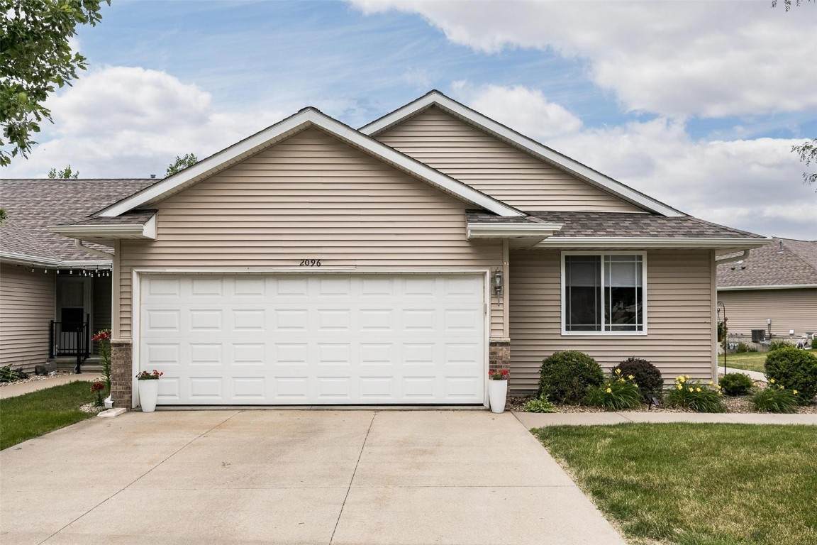 2096 Shortgrass Place - Photo 1