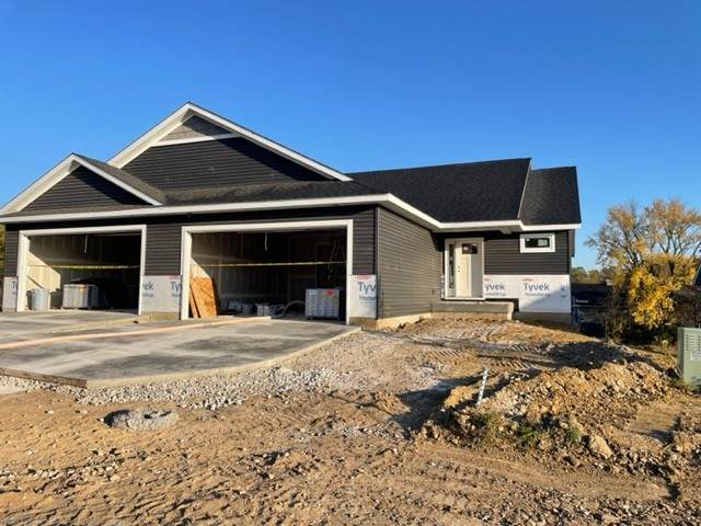 1302 Legend Drive - Photo 1