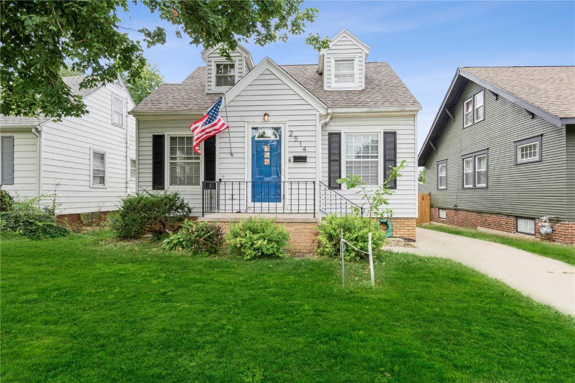 2514 A Avenue - Photo 1