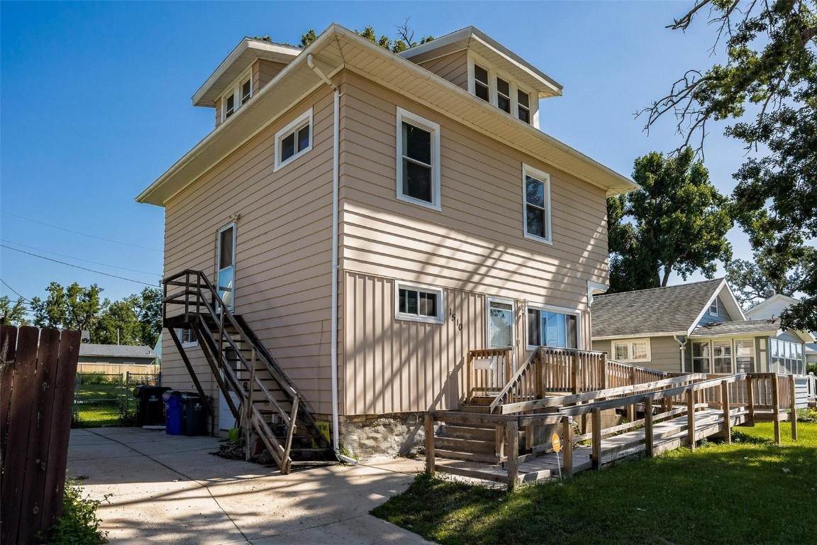 1510 J Avenue - Photo 1