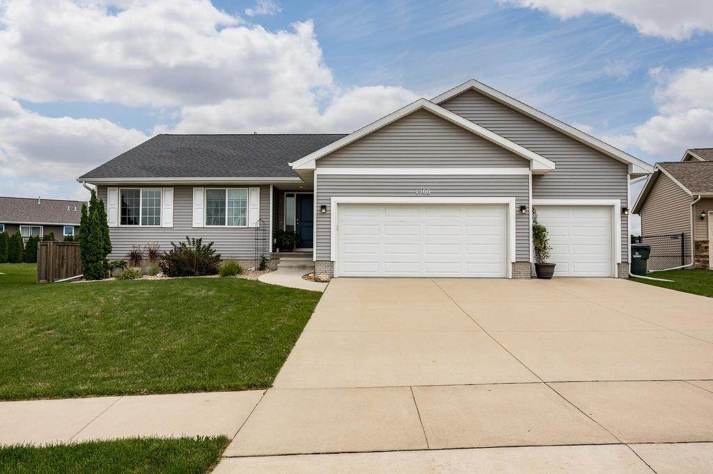 1500 Prairie Rose Drive - Photo 1