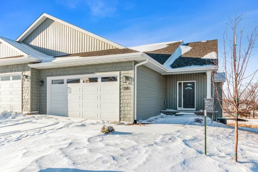 114 Dogwood Lane - Photo 1
