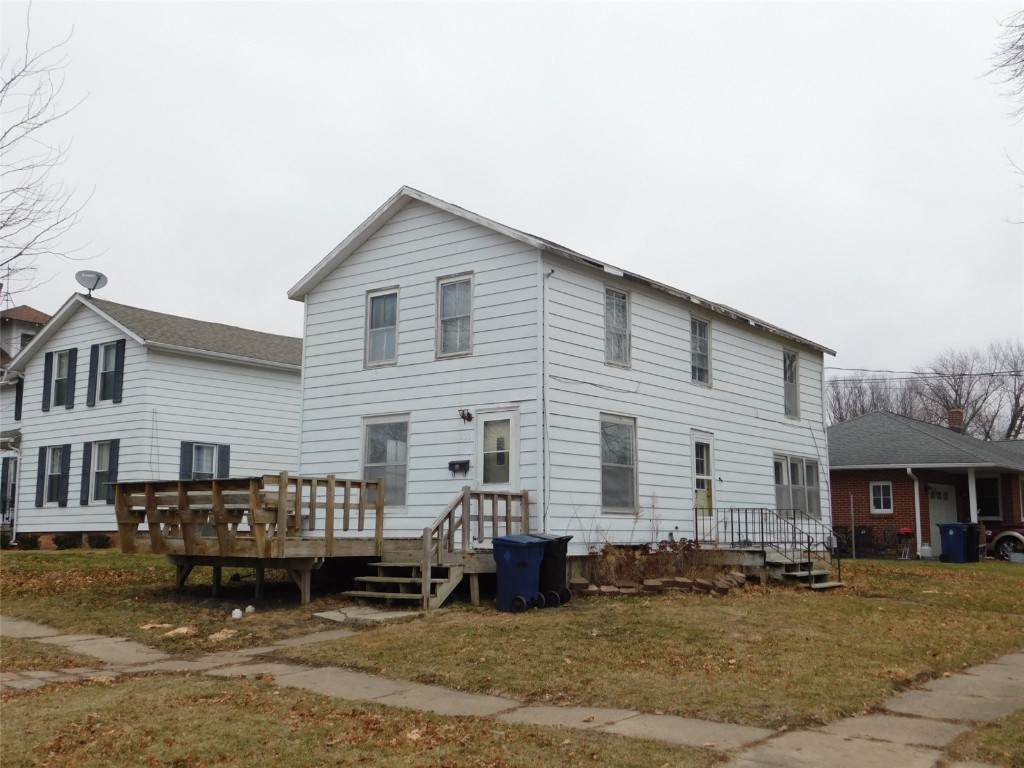 300 Walnut Street - Photo 1
