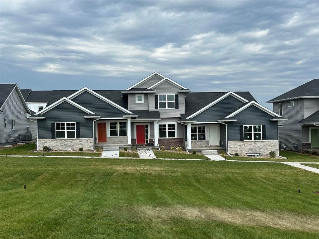 631 Catherine Drive - Photo 1