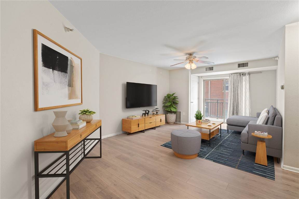 332 Linn Street - Photo 1