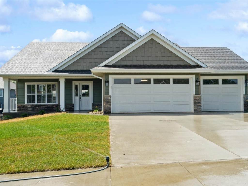 314 Sierra Trace - Photo 1