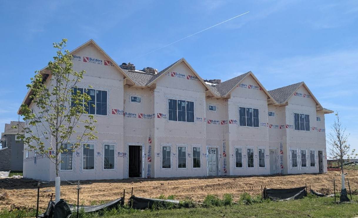 2898 Eastridge Terrace - Photo 1