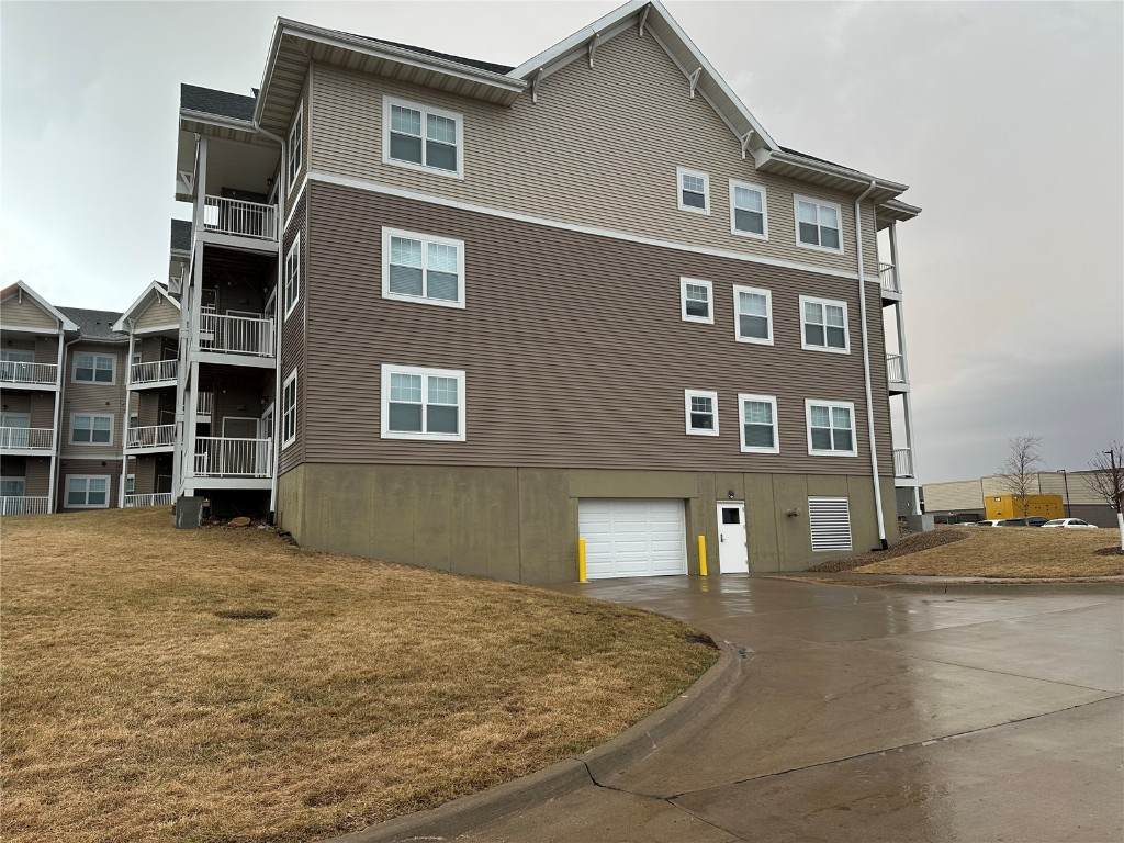 https://bt-photos.global.ssl.fastly.net/cedarrapids/orig_boomver_2_2501791-2.jpg