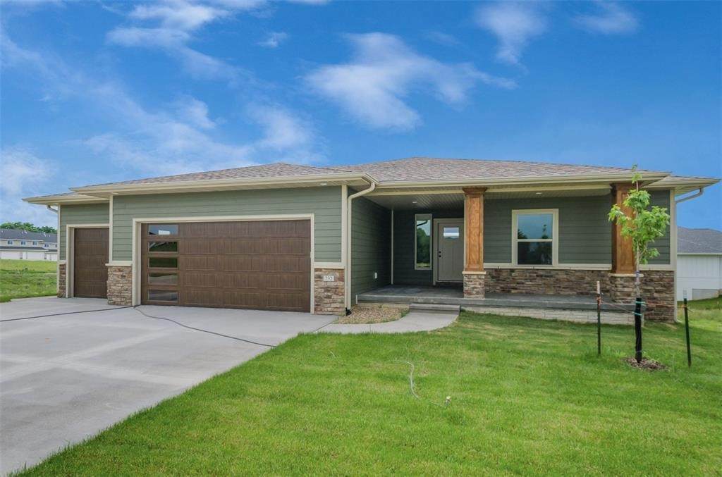 1529 3rd St Sw - Photo 1