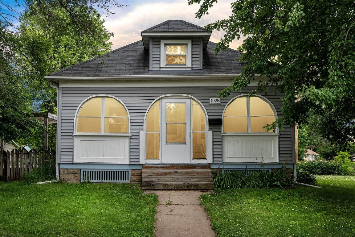 1928 H Street - Photo 1
