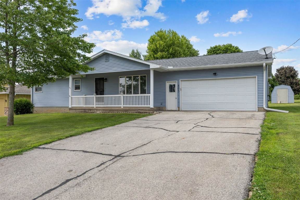805 17th Street - Photo 1