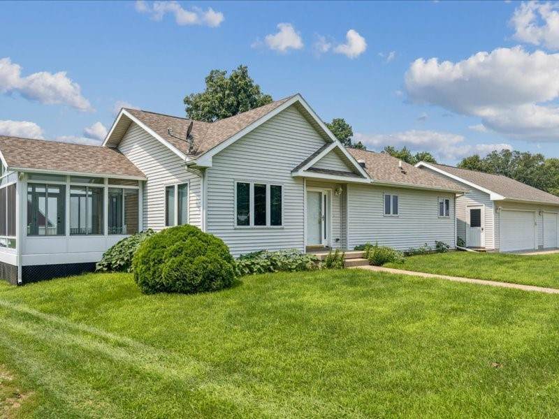 5141 25th Avenue - Photo 1