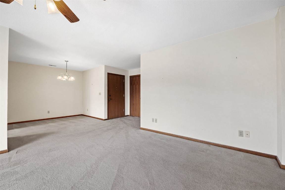 https://bt-photos.global.ssl.fastly.net/cedarrapids/orig_boomver_2_2507599-2.jpg
