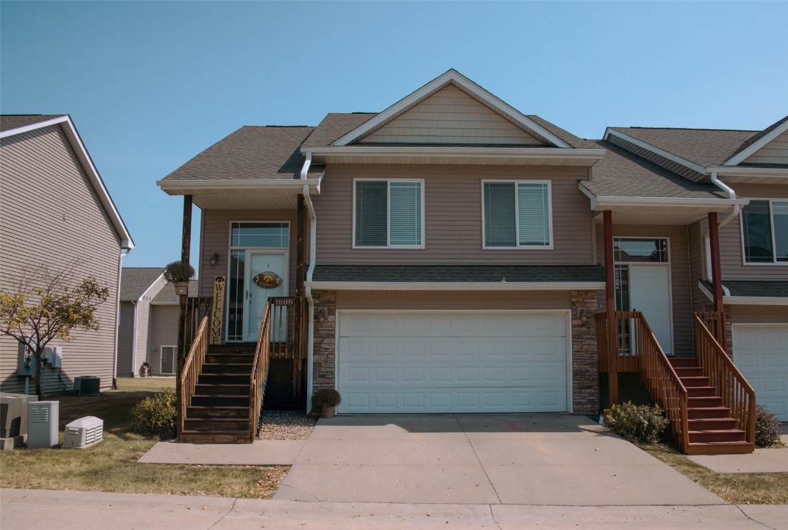 1808 Goose Lake Circle - Photo 1