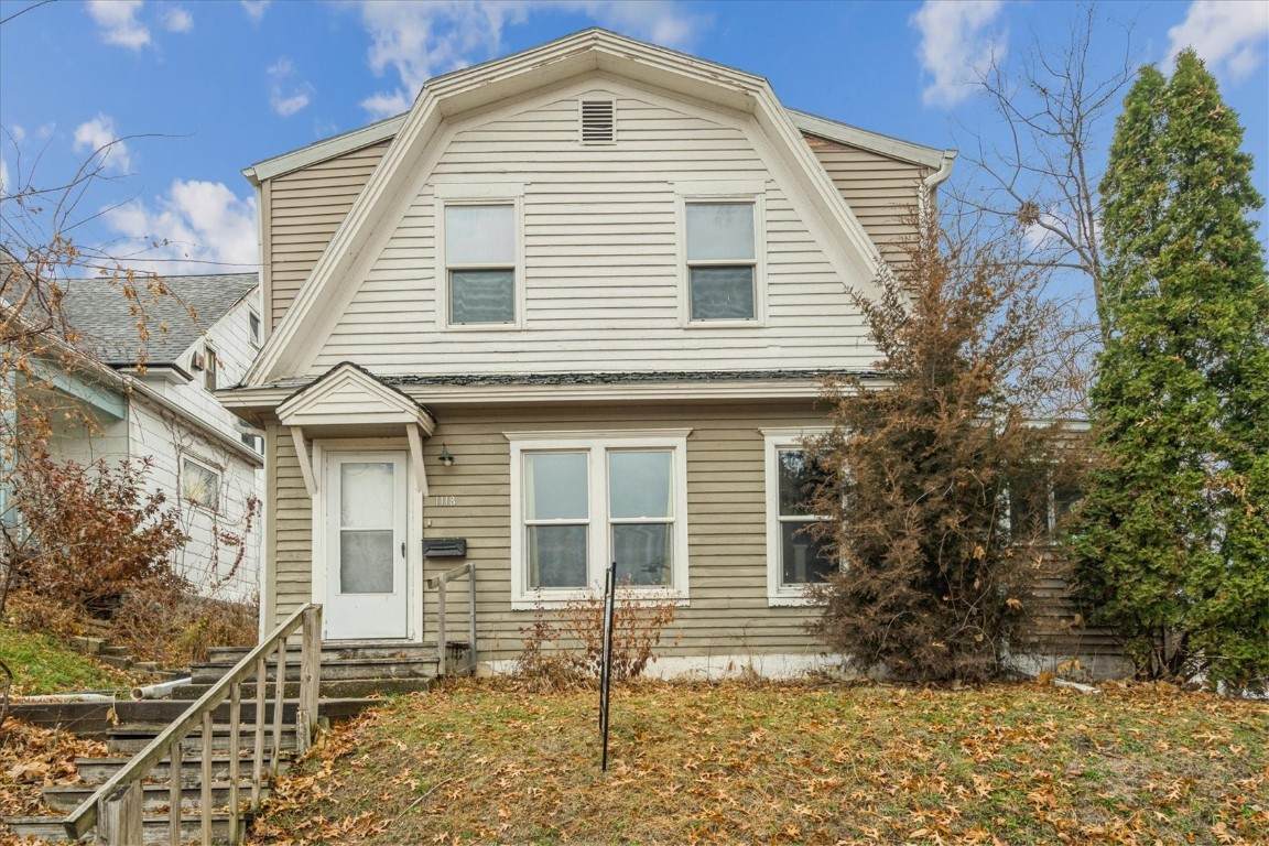 1118 2nd Avenue - Photo 1