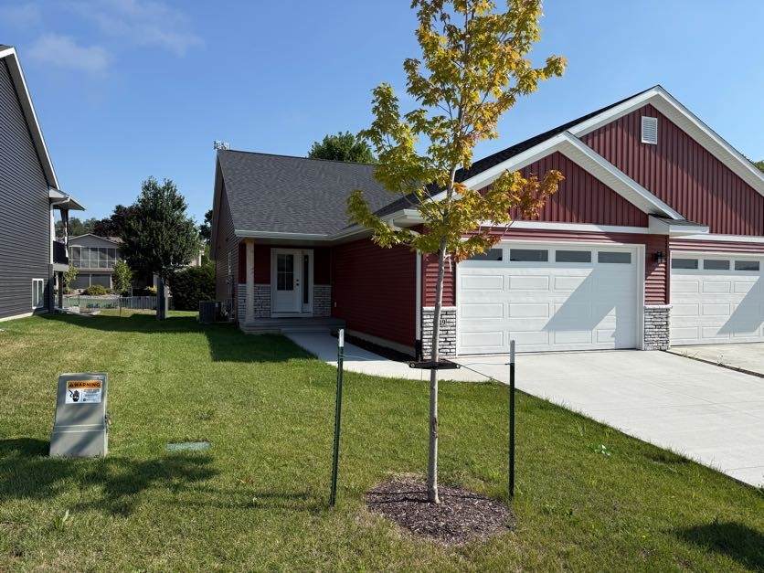 819 Prairie View Drive - Photo 1