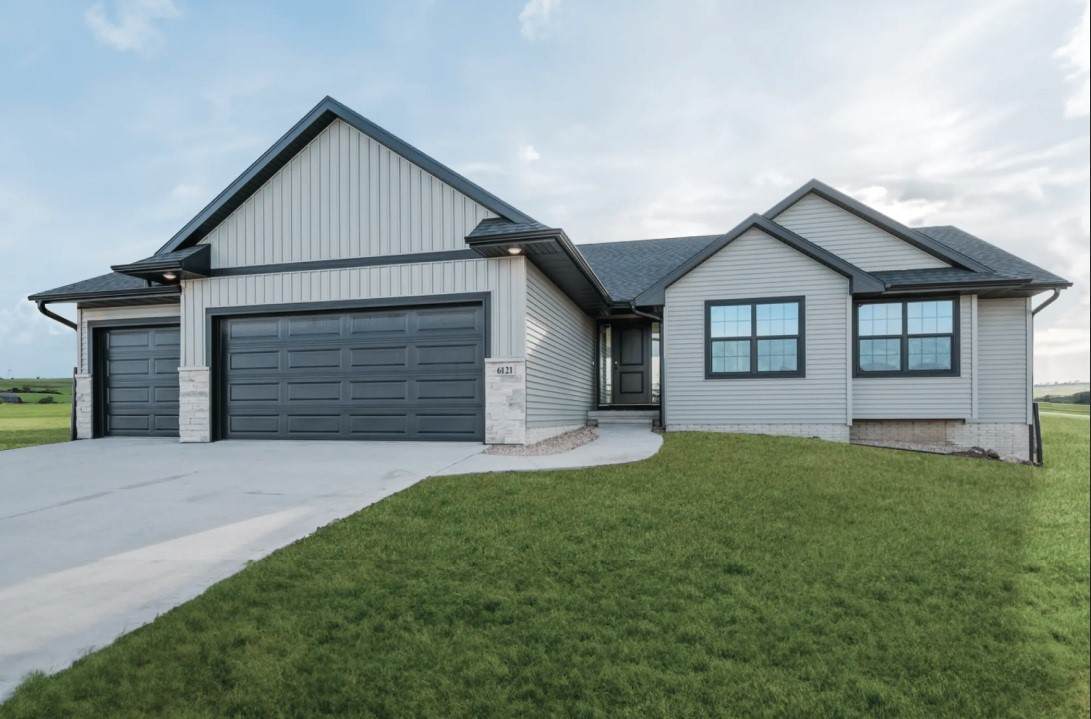 https://bt-photos.global.ssl.fastly.net/cedarrapids/orig_boomver_2_2604831-2.jpg