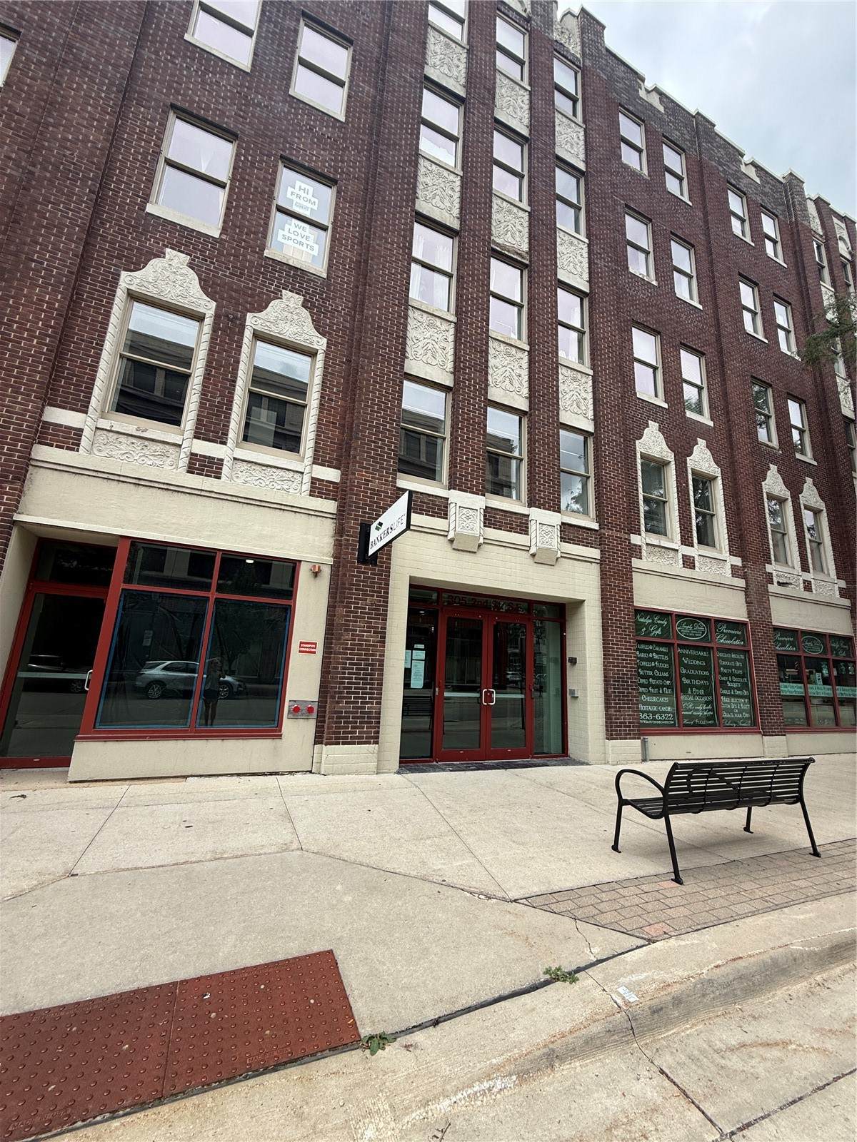 https://bt-photos.global.ssl.fastly.net/cedarrapids/orig_boomver_2_2604934-2.jpg