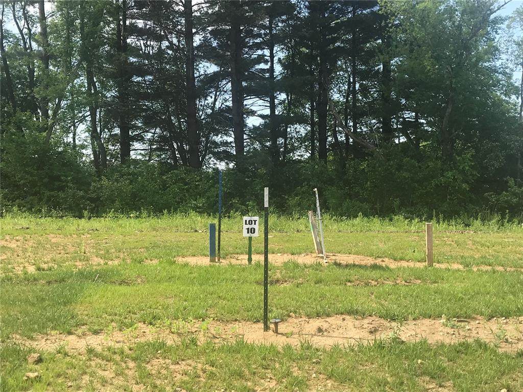 709 Heather Lane - Photo 1