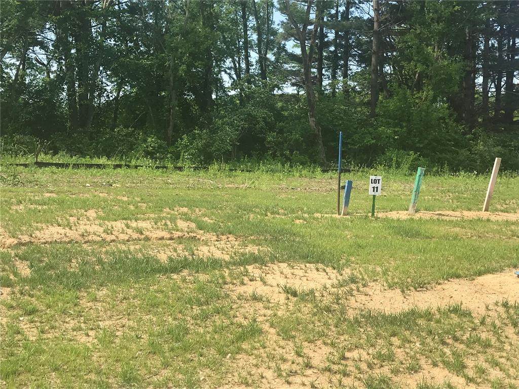 707 Heather Lane - Photo 1