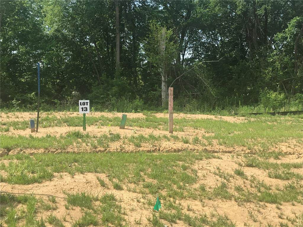 703 Heather Lane - Photo 1