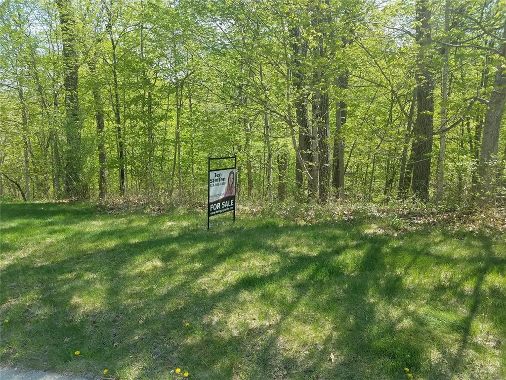 606 Eleanor Court - Photo 1