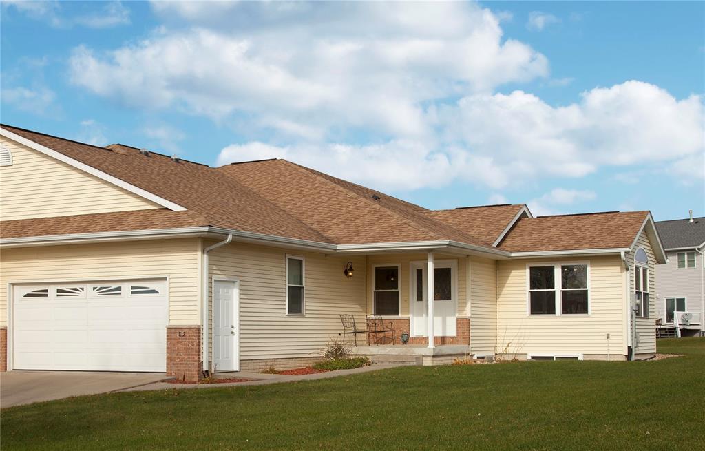 812 2nd Street - Photo 1