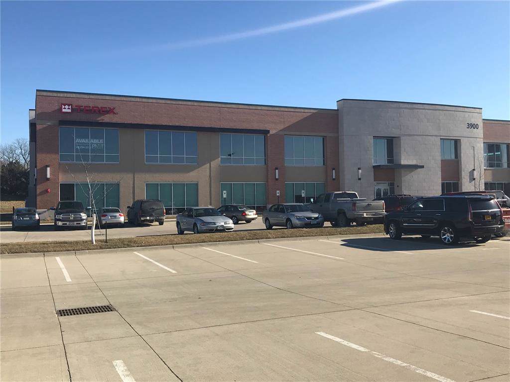 3900 Fountains Boulevard - Photo 1