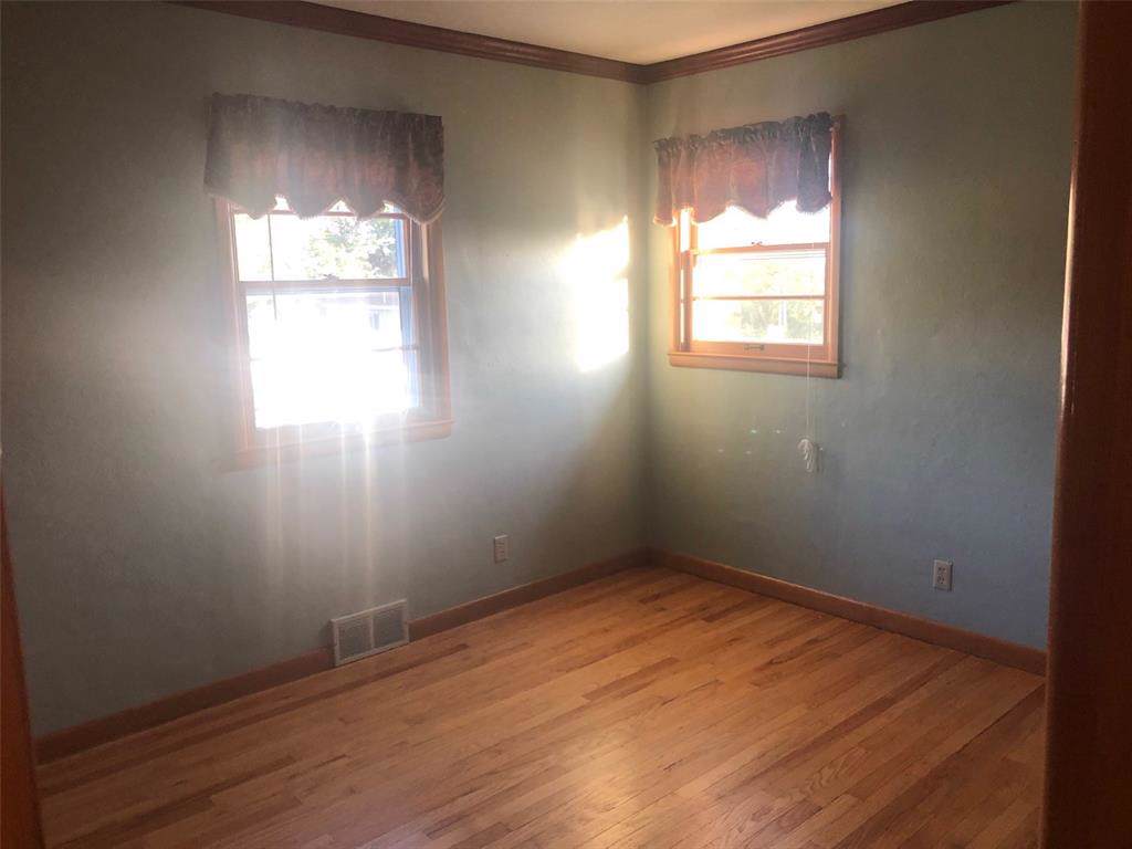 450 Marion Boulevard - Photo 1