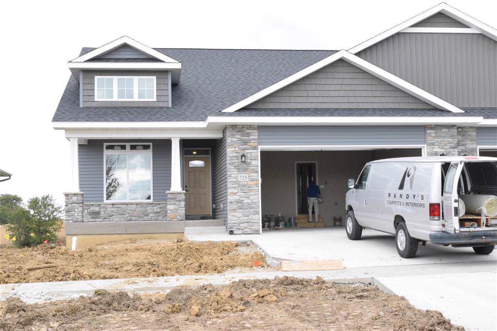725 Deer View Avenue - Photo 1