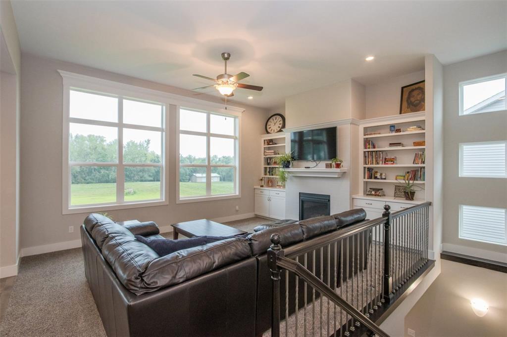 1307 Petrus Drive - Photo 1
