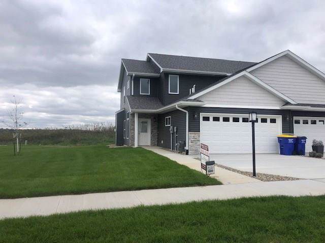 611 Rolling Hills Drive - Photo 1