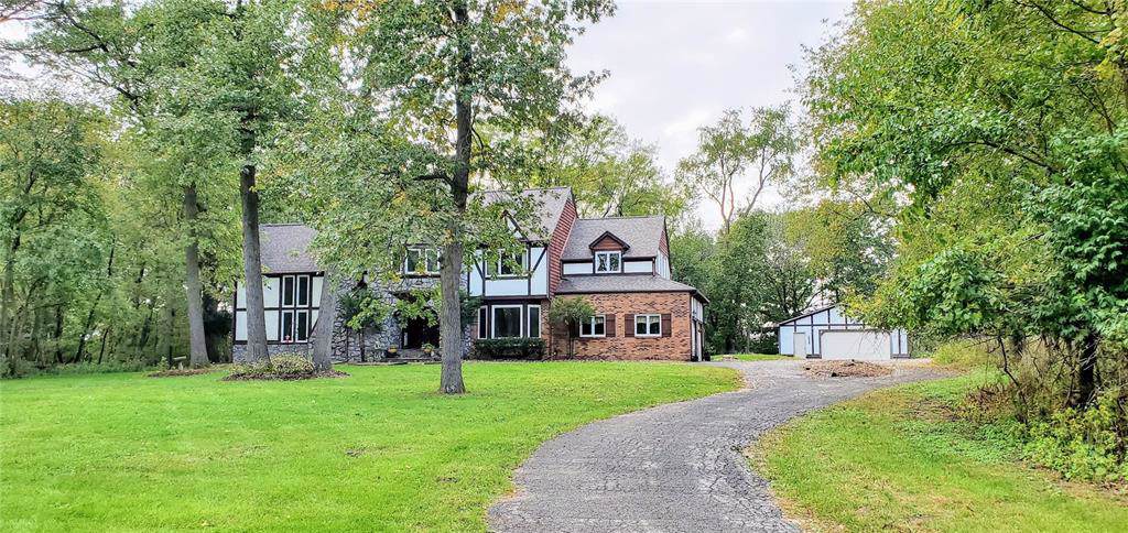 4019 Oak Valley Drive - Photo 1