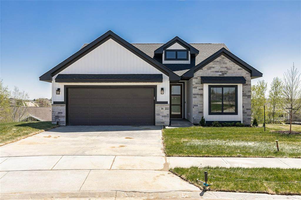 16 Pinnacle Lane - Photo 1