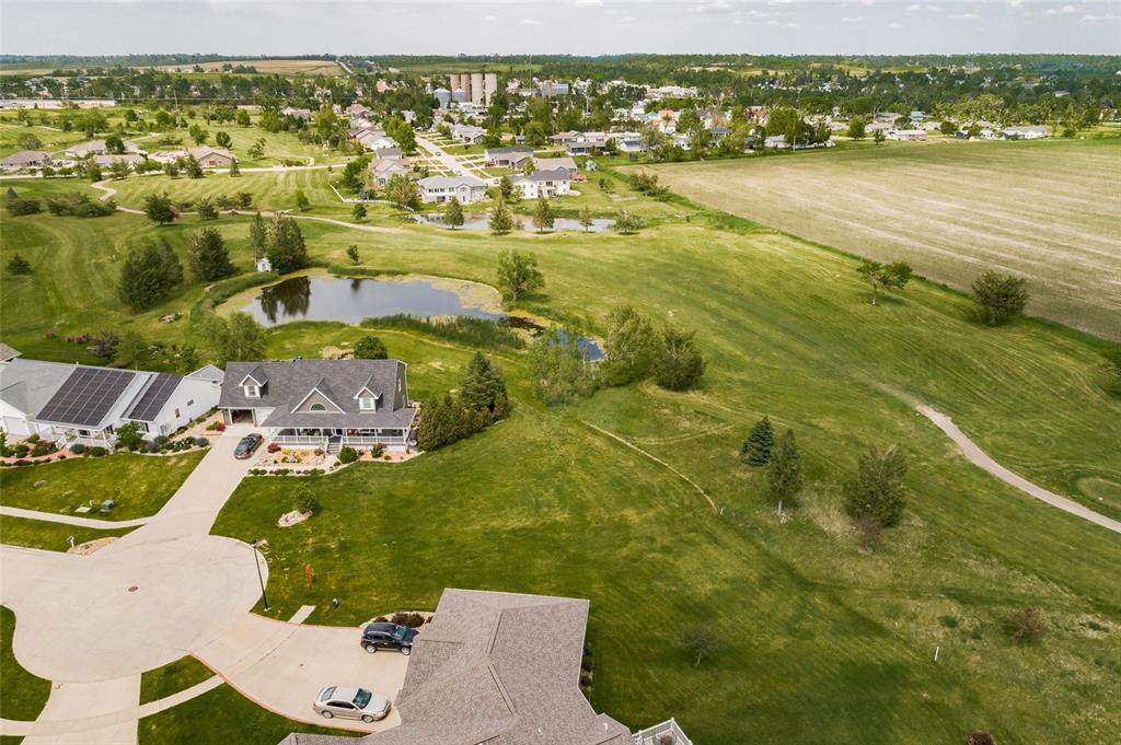 409 Eagle Court - Photo 1