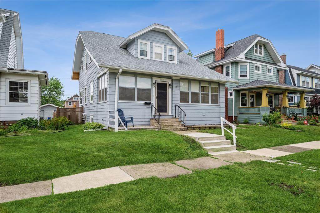 1918 Park Avenue - Photo 1