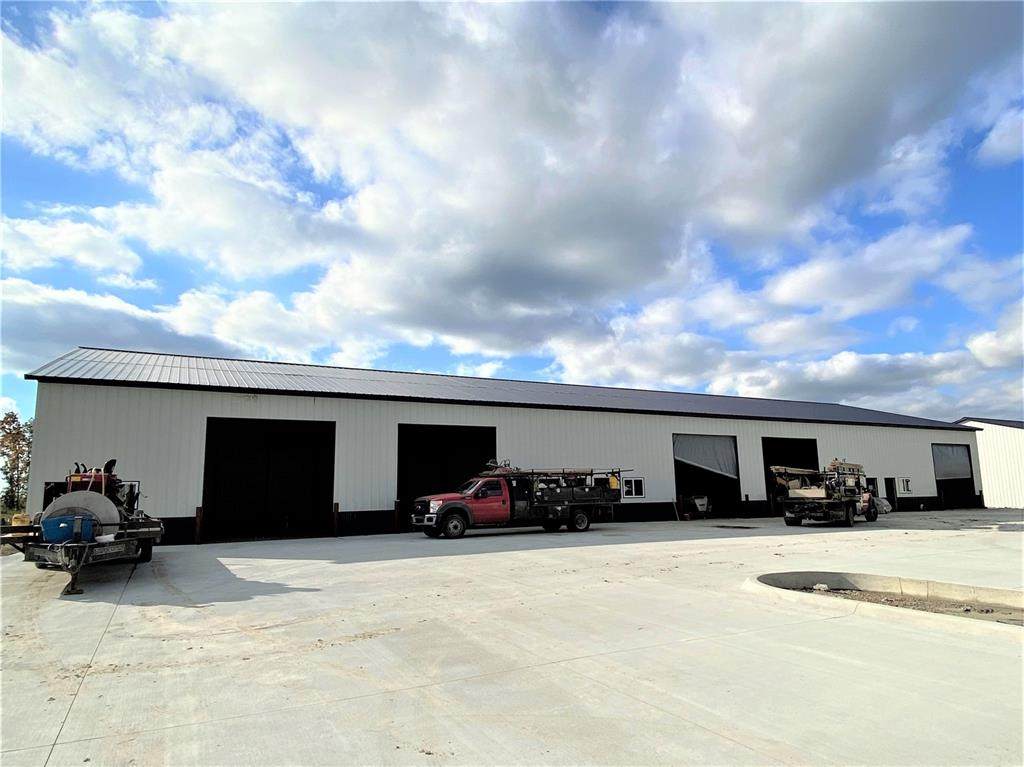 1740 Robins Road - Photo 1