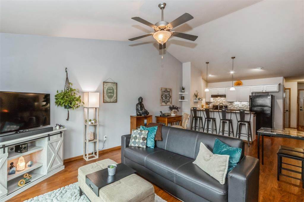 809 Duchess Drive - Photo 1