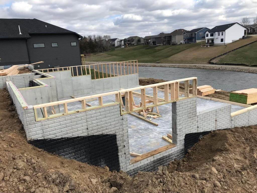 709 Cedar Bend Drive - Photo 1