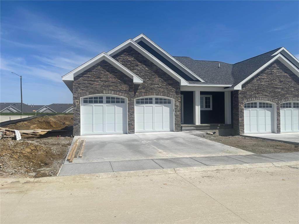 2885 Crimson Lane - Photo 1