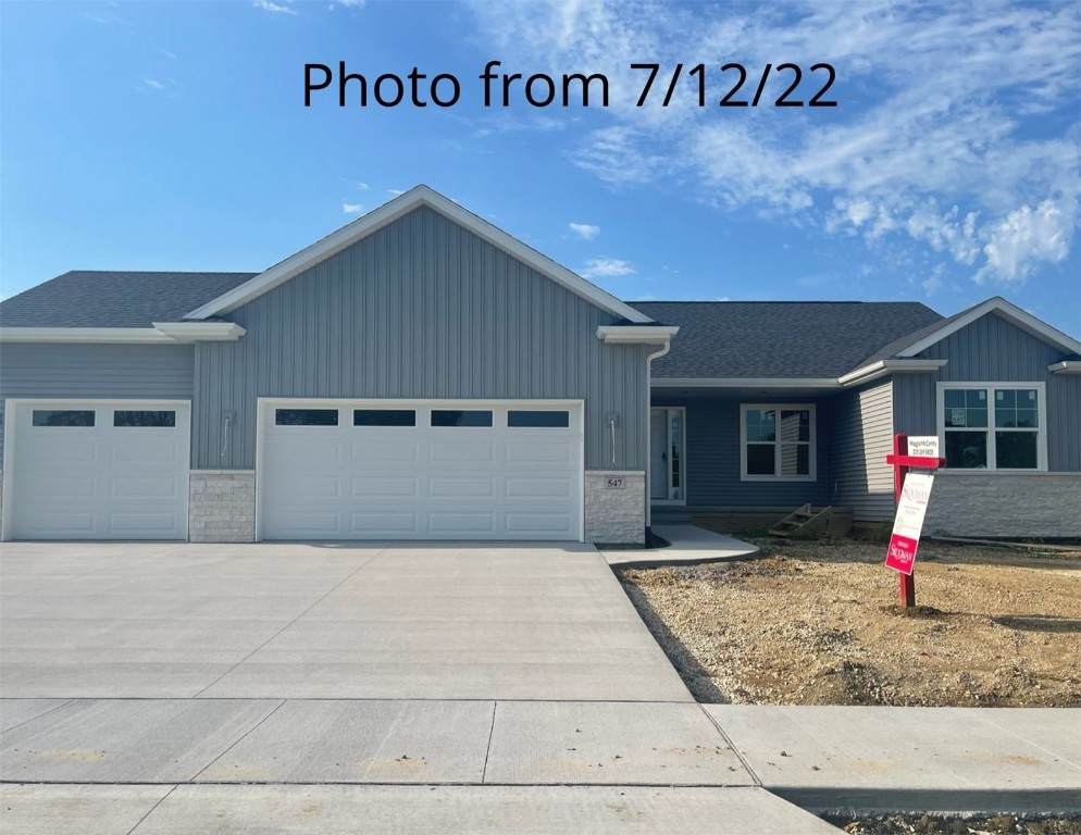 547 Spring Meadow Drive - Photo 1