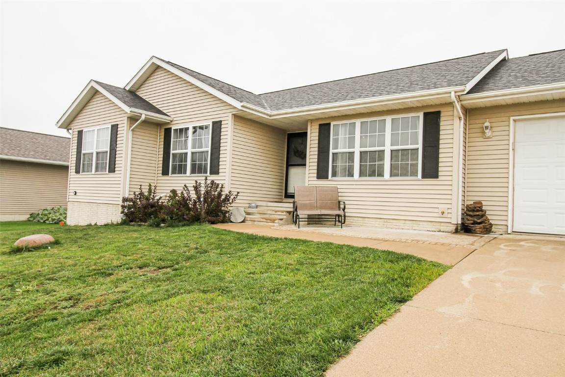 212 Meadow Breeze Lane - Photo 1