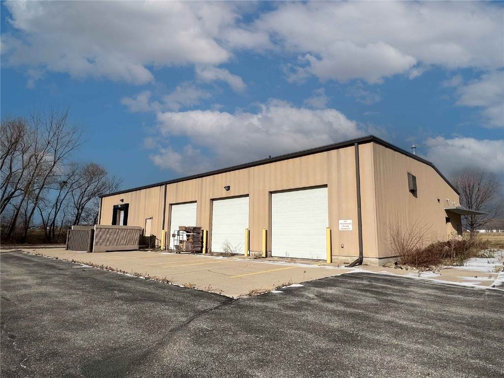 422 Performance Drive - Photo 1