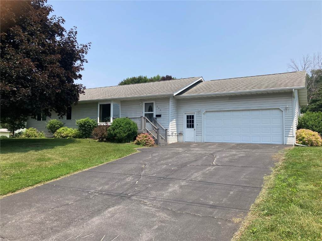 202 9th Avenue - Photo 1