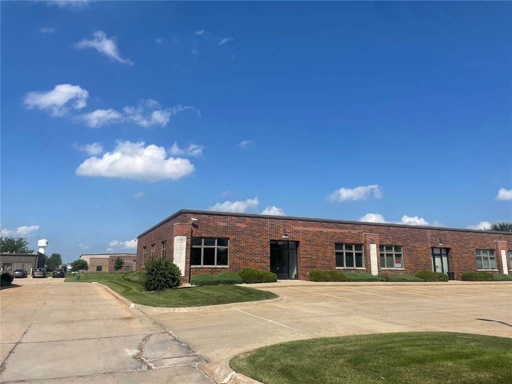 800 Compton Drive - Photo 1