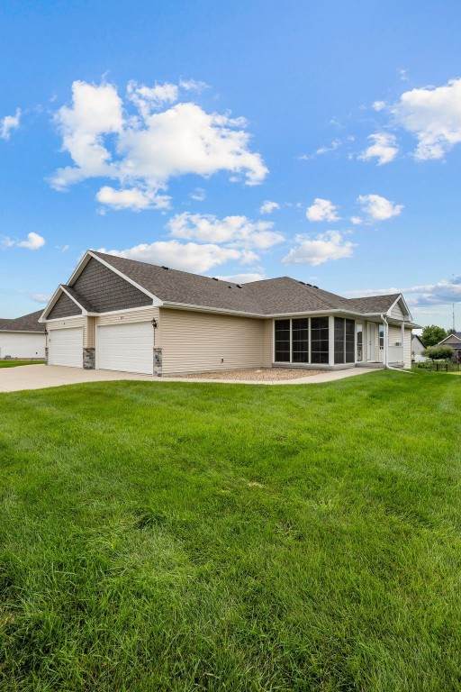 https://bt-photos.global.ssl.fastly.net/cedarrapids/orig_boomver_3_2506980-2.jpg
