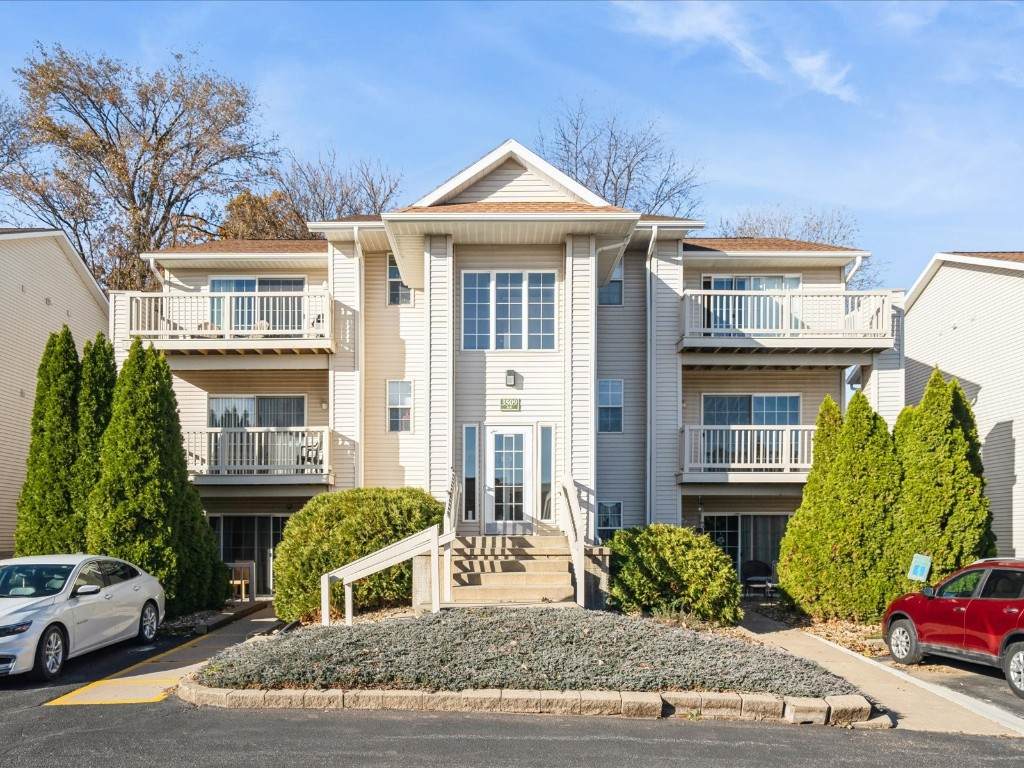 3509 E Avenue - Photo 1